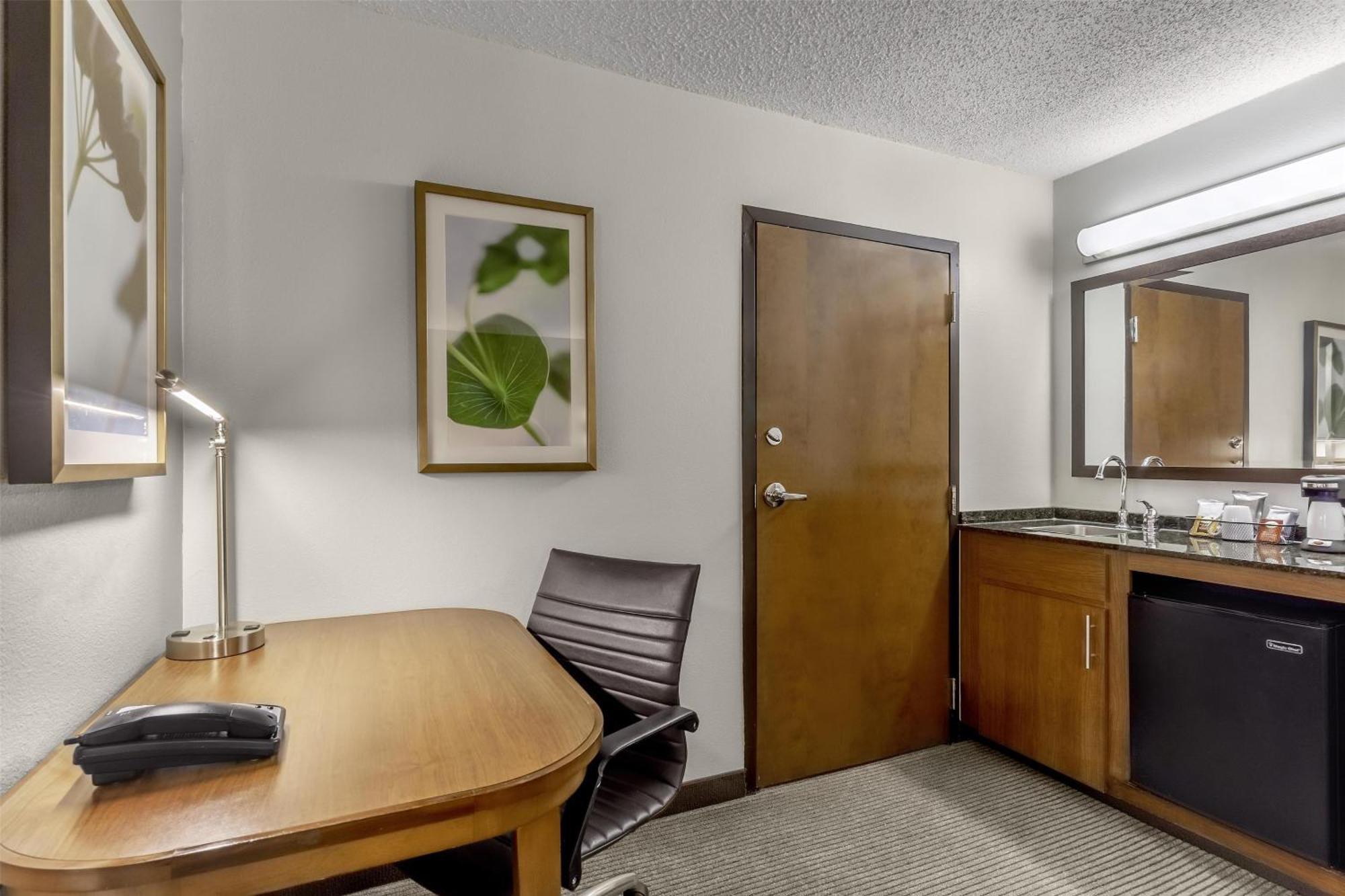 Hyatt Place Charlotte Airport Billy Graham Parkway Exterior foto